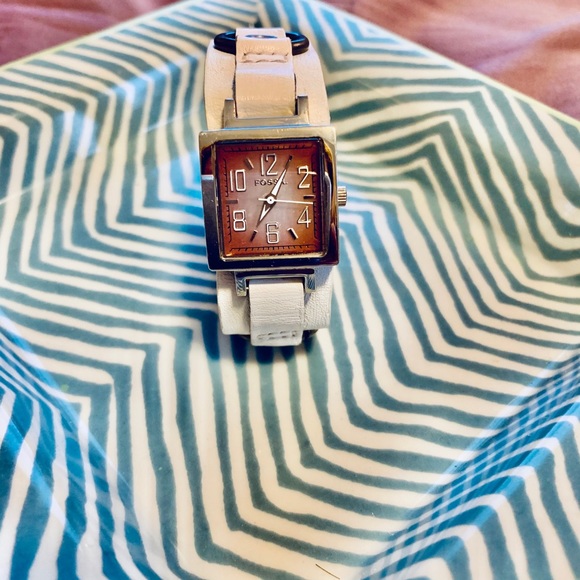 Fossil Watch - Picture 5 of 5